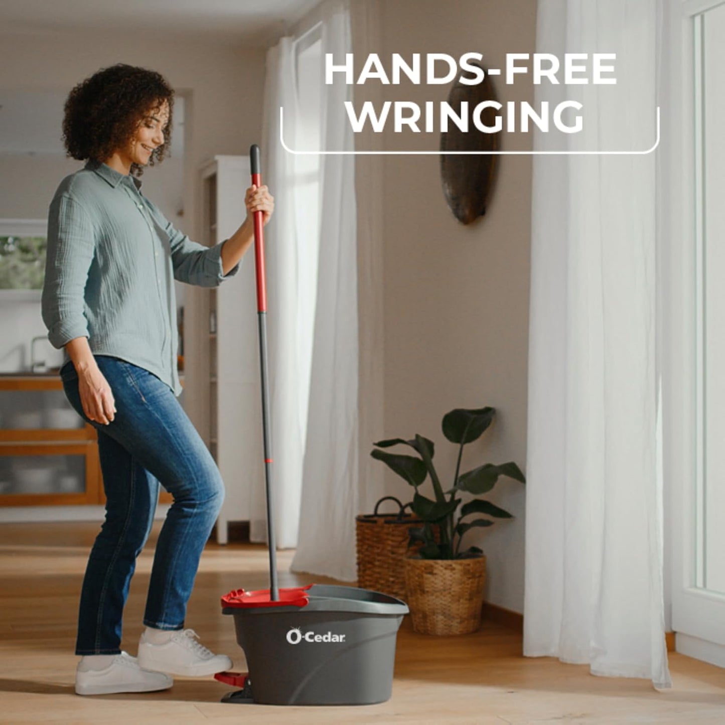 O-Cedar Easywring Microfiber Spin Mop & Bucket Floor Cleaning System with 1 Extra Refill,Red / Gray