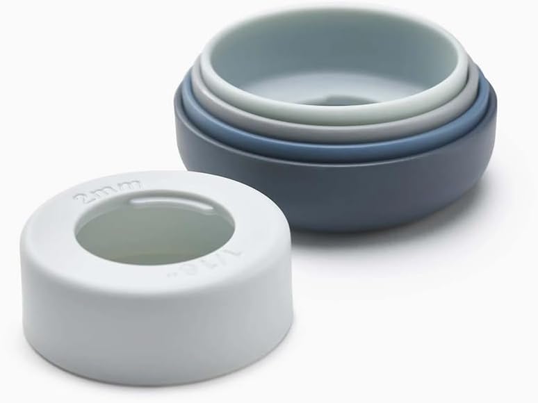 Joseph Joseph PrecisionPin - Rolling Pin with adjustable pastry thickness, Baking and dough rollers, Beech Wood, Pastel Blue