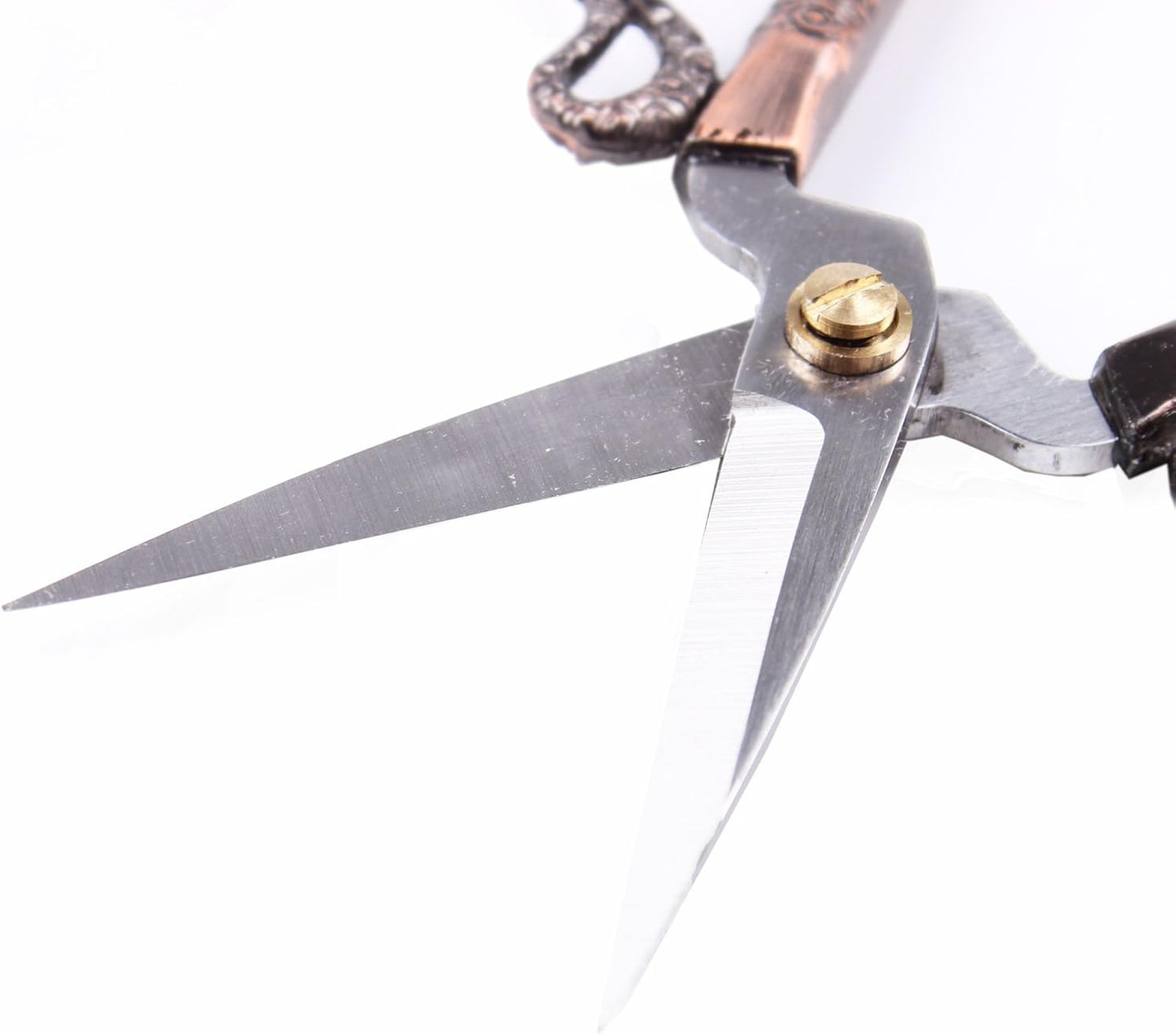 BIHRTC 6.3 Inches Vintage Style Stainless Steel Auspicious Clouds Scissors Sewing Shears DIY Tools for Needlework,Embroidery, Sewing, Craft, Art Work & Everyday Use (Copper)