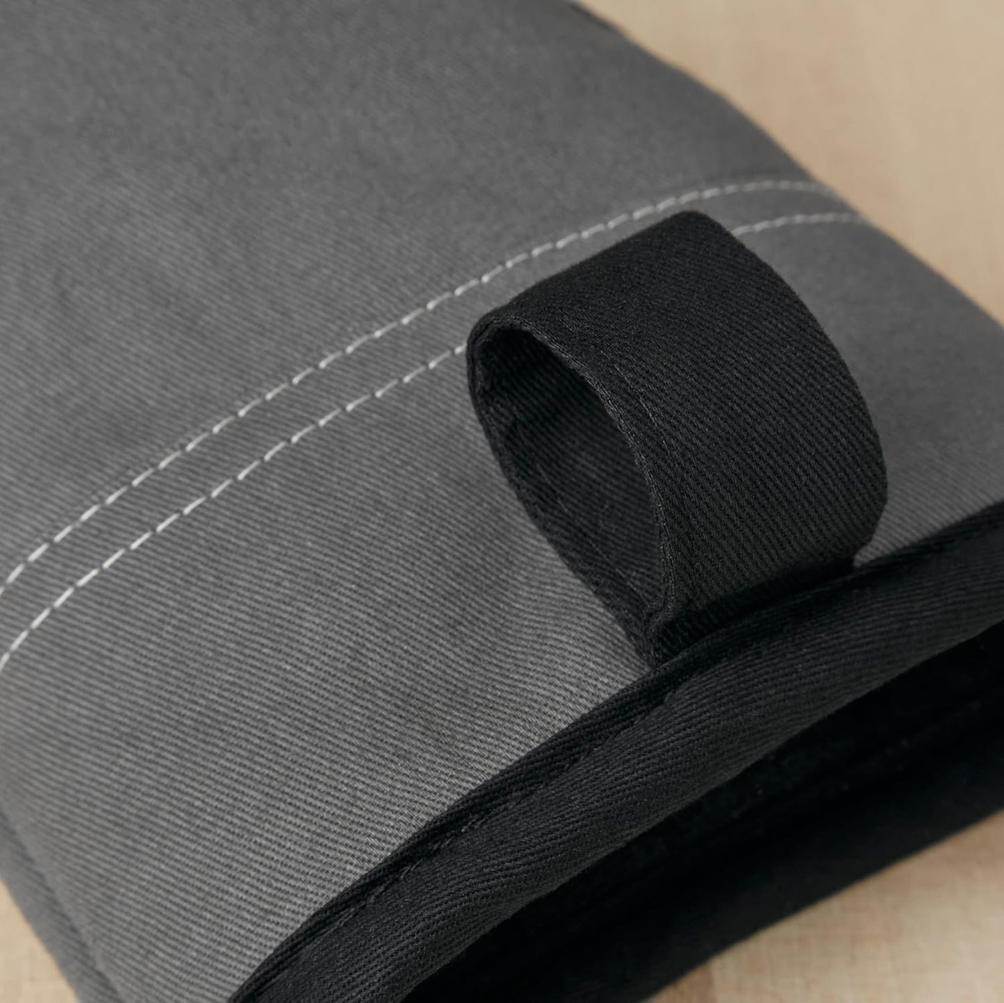 KITCHENAID Beacon Two-Tone Oven Mitt 2-Pack Set, Contour Silver/Matte Black, 5.75"x13"