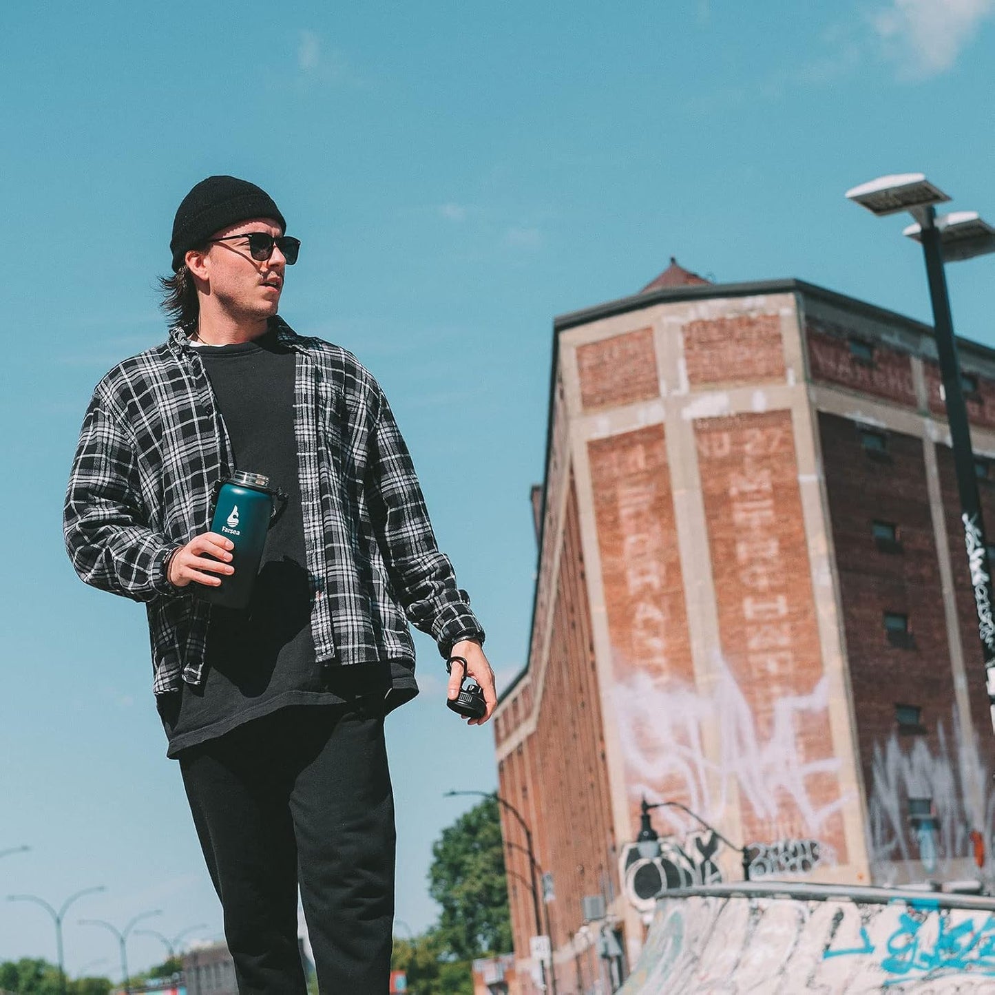 Farsea Insulated Water Bottle With Paracord Handle, Protective Silicone Boot and 2 Lids (Straw Lid & Spout Lid), Stainless Steel Water Bottle Wide Mouth, Double Wall Sweat-Proof BPA-Free, 40 oz