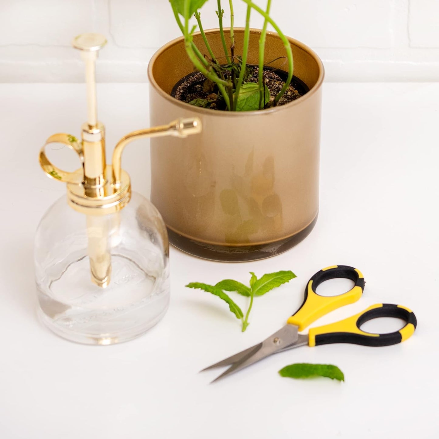 Ek Success Cutter Bee Scissors 5"-Original