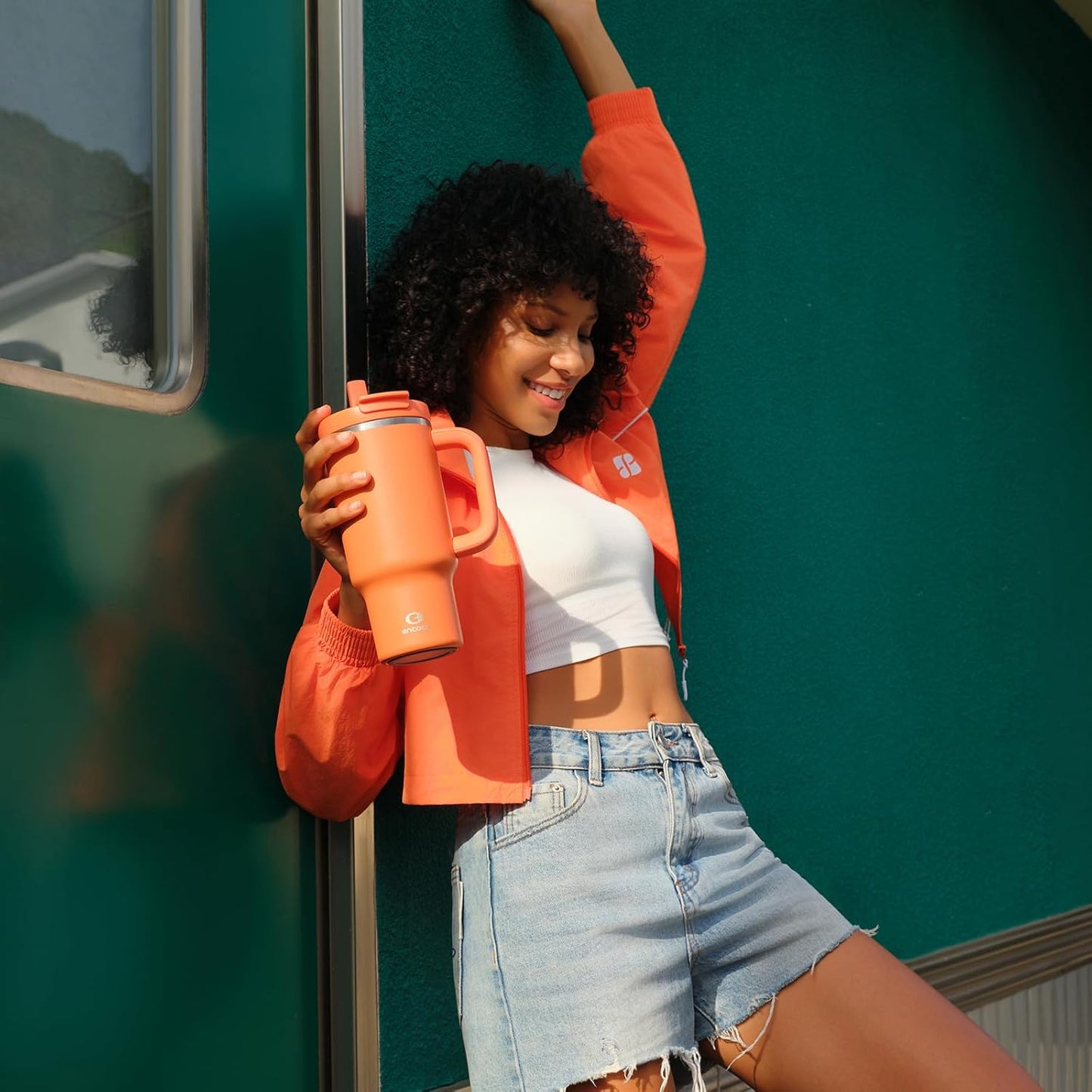 32 oz Tumbler with Handle and Straw: Stainless Steel Insulated Tumbler Keeps Cold for 24 Hours, Leakproof Travel Cup Fits in Cup Holder and BPA-Free,Moderate Orange