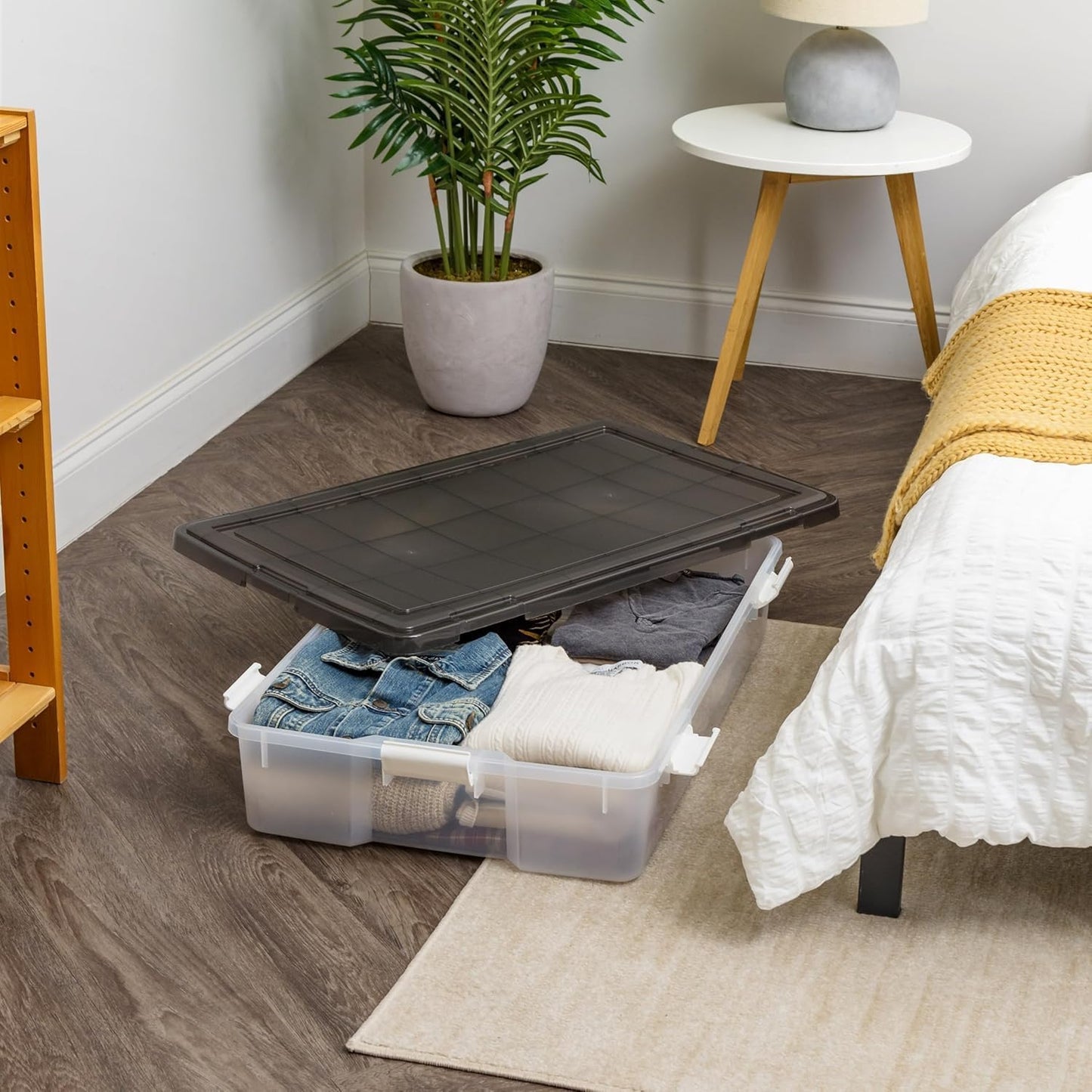 IRIS USA WeatherPro Underbed 47 Qt Storage Bins with Lids, 1 Pack, BPA-Free Plastic Gasket Box with Tight Latch and Seal, Stackable Nestable Underbed Tote Tub - Gray/Clear