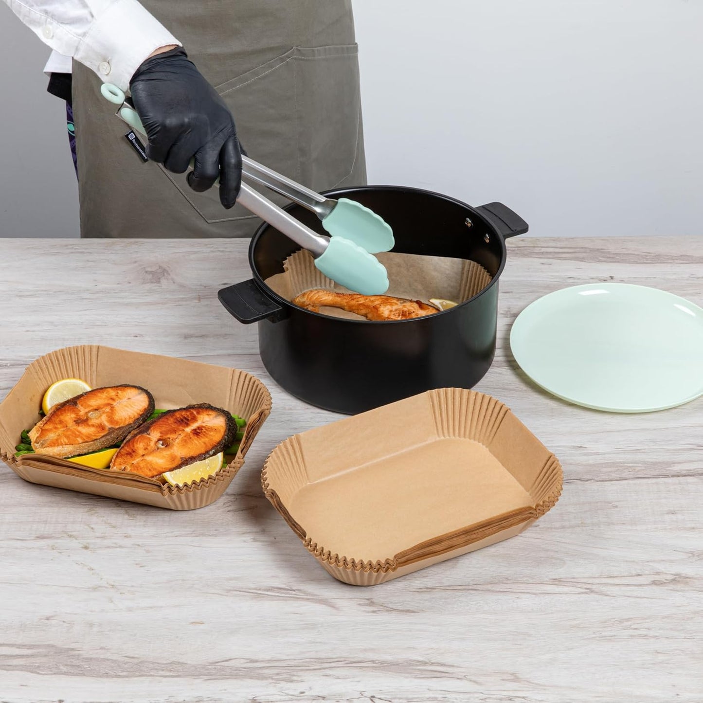Restaurantware-Pastry Tek 8.1 x 5.5 x 1.8 Inch Air Fryer Liners, 100 Rectangle Air Fryer Baskets - No-Stick Silicone Coating, Unbleached, Food-Grade Paper Liners, For Steamer, Microwave, Oven